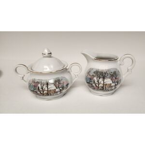 VINTAGE AVON DISTINGUISHED SALES ACHIEVEMENT AWARD MINI Creamer & Sugar Bowl